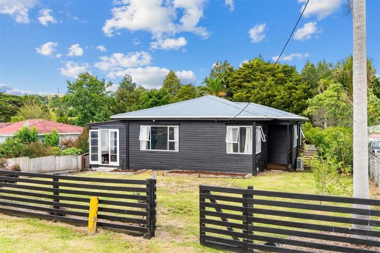 Photo of property in 16 Batten Street, Wellsford, 0900