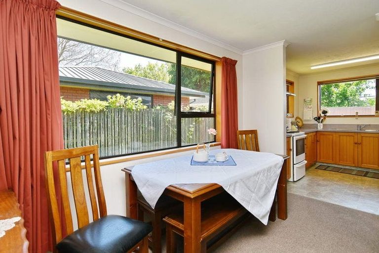 Photo of property in 15b Queen Street, Rangiora, 7400