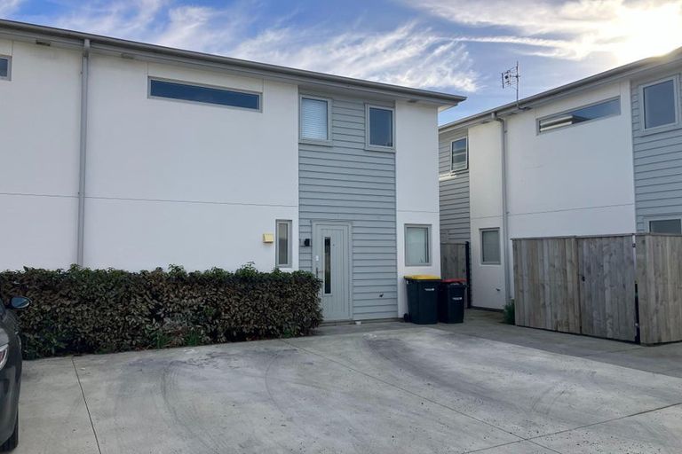 Photo of property in 3/24 Heywood Terrace, Richmond, Christchurch, 8013