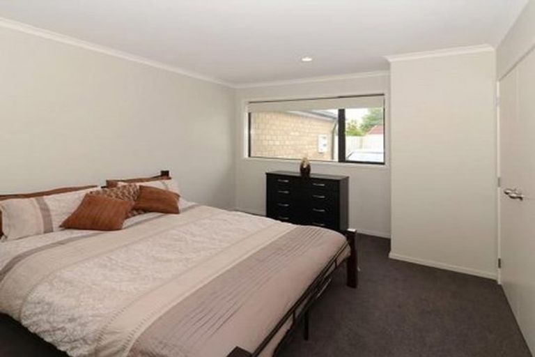 Photo of property in 2/15 Albert Street, Hamilton East, Hamilton, 3216