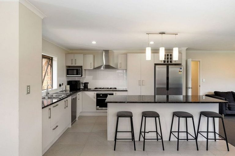 Photo of property in 2a Ihimaera Terrace, Leamington, Cambridge, 3432