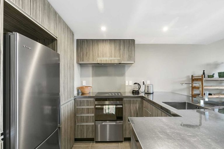 Photo of property in Canvas Apartments, 18/307u Willis Street, Te Aro, Wellington, 6011