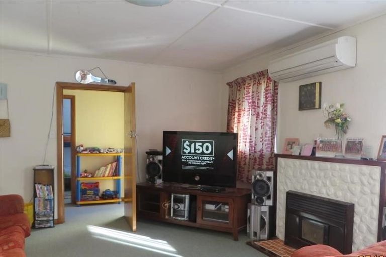 Photo of property in 17 Nikau Street, Stoke, Nelson, 7011