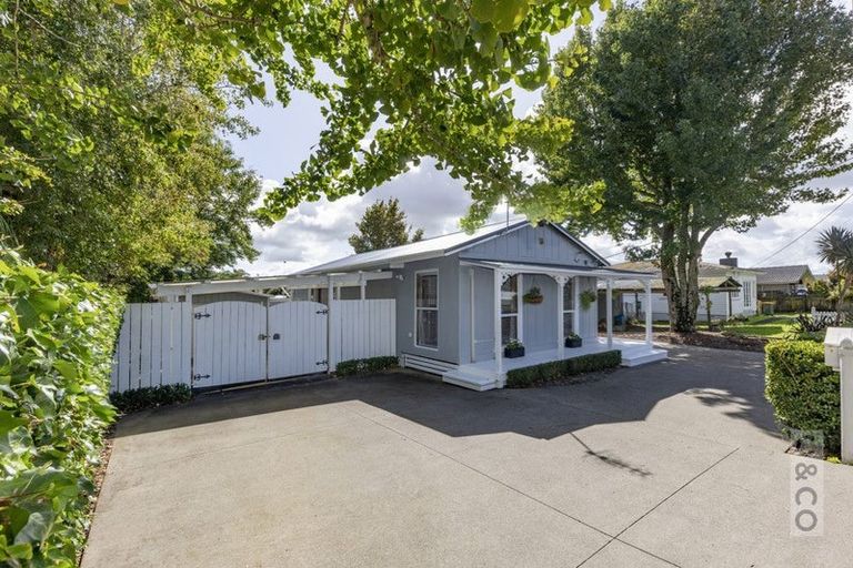 Photo of property in 23 Queen Street, Riverhead, 0820