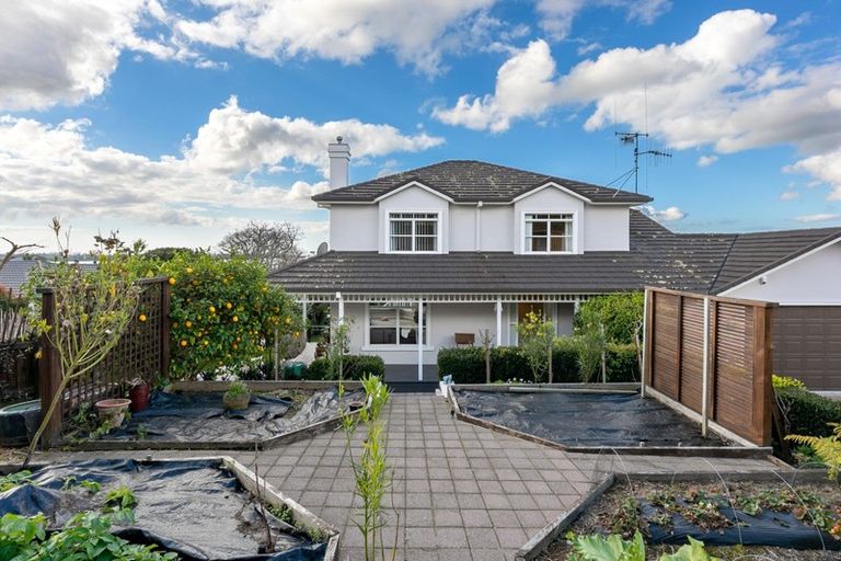 Photo of property in 6 Norfolk Way, Welcome Bay, Tauranga, 3112