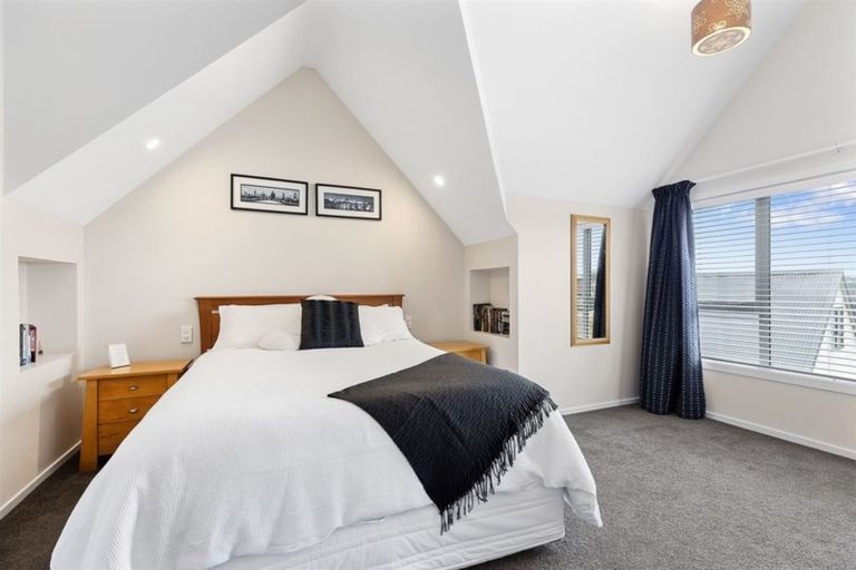 Photo of property in 88 Mercury Way, Whitby, Porirua, 5024