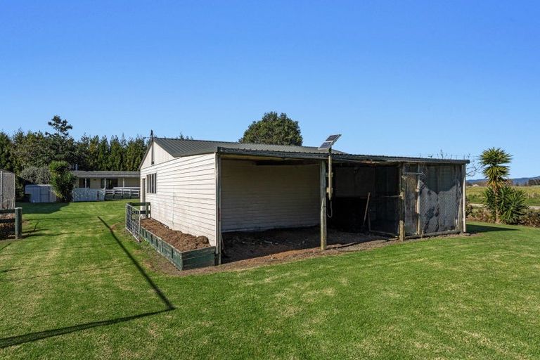 Photo of property in 9 Moore Road, Thornton, Whakatane, 3194