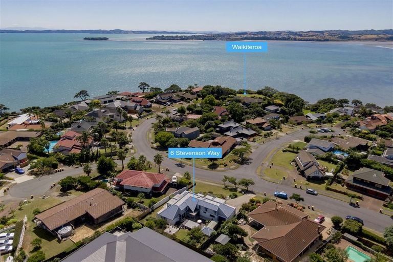 Photo of property in 6 Stevenson Way, Cockle Bay, Auckland, 2014