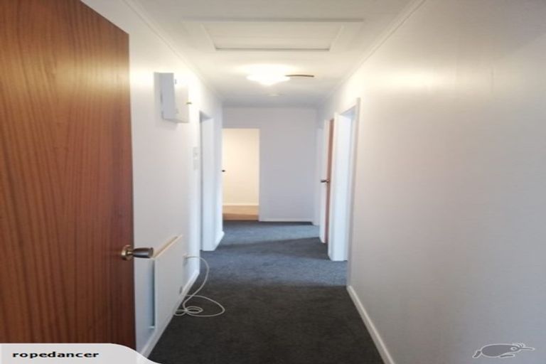 Photo of property in 2/13 Saint Ronans Avenue, Waterloo, Lower Hutt, 5011