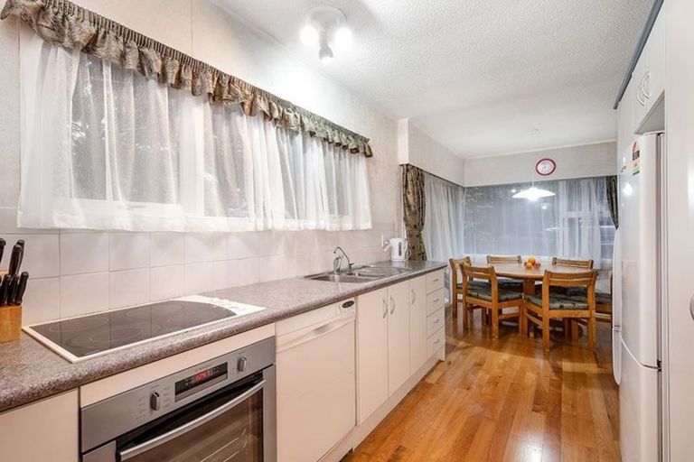 Photo of property in 45 Rehia Road, Massey, Auckland, 0614