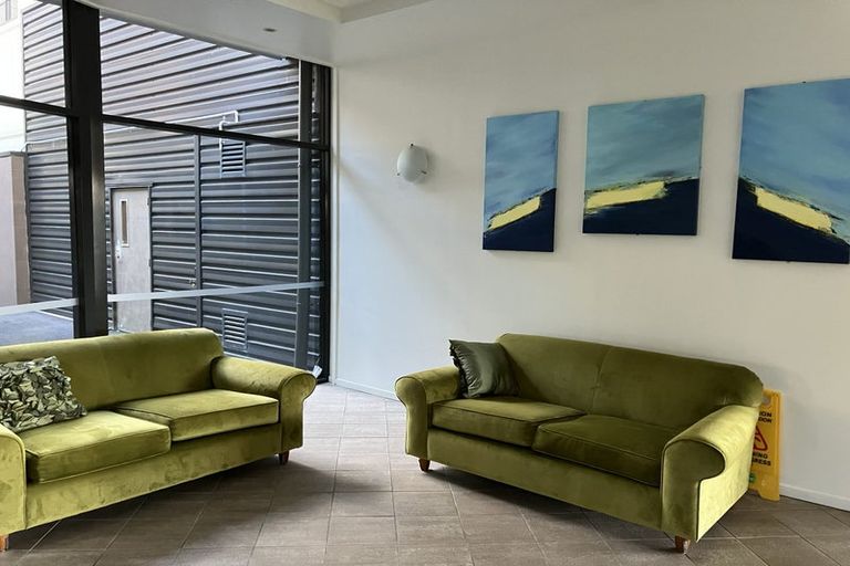 Photo of property in 13h/18 Ronwood Avenue, Manukau, Auckland, 2104