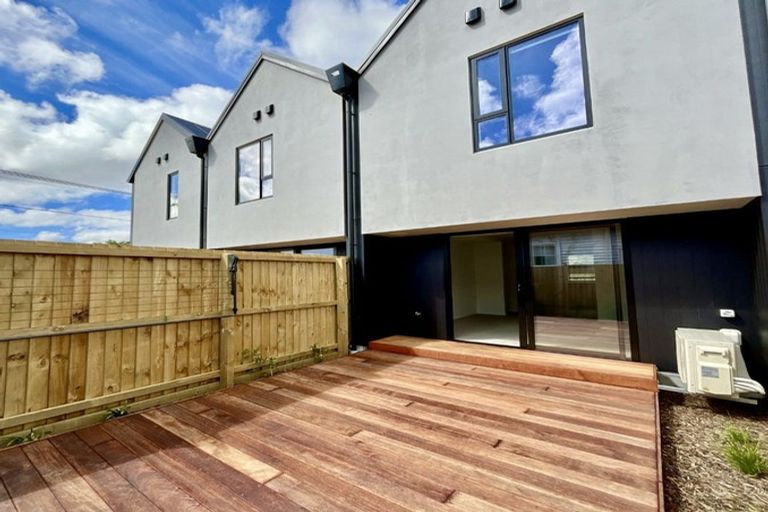 Photo of property in 7/107 Smith Street, Woolston, 8062