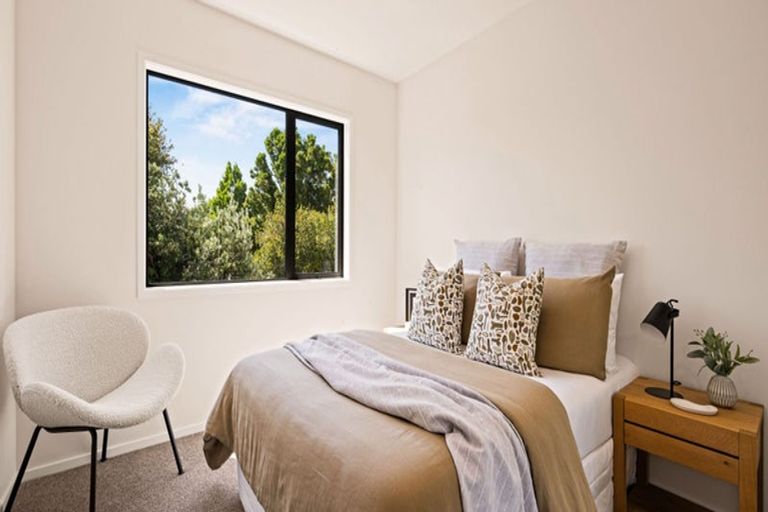 Photo of property in 5/721 Te Atatu Road, Te Atatu Peninsula, Auckland, 0610