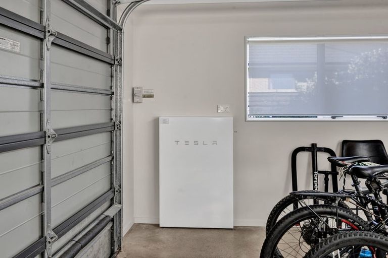 Photo of property in 9a Dolphin Parade, Bell Block, New Plymouth, 4312