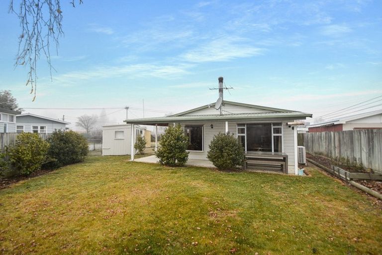 Photo of property in 35 Tekapo Drive, Twizel, 7901