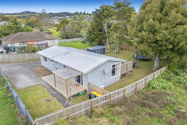 Photo of property in 73b Awaroa Road, Helensville, 0800
