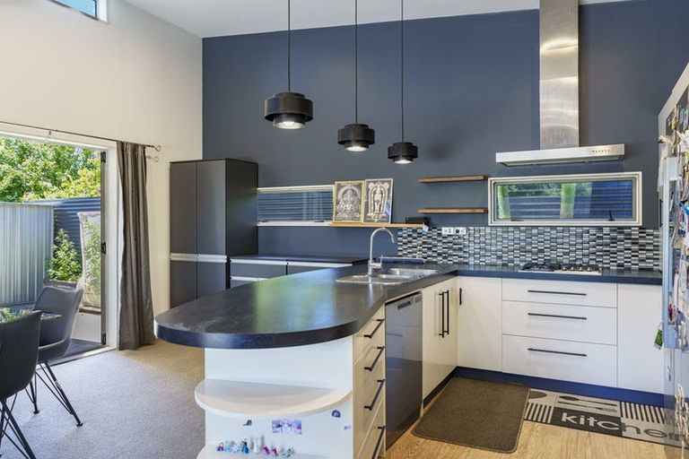 Photo of property in 7a Chester Place, Taradale, Napier, 4112