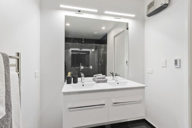 Photo of property in 10 Guilder Drive, Prebbleton, 7604