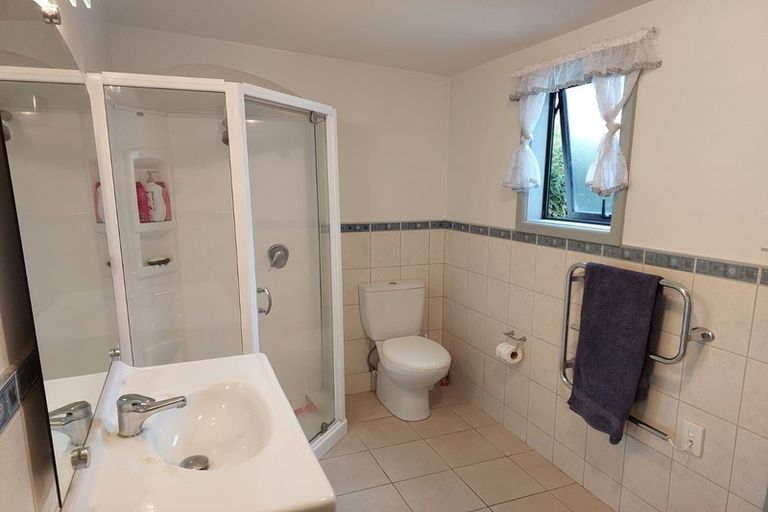 Photo of property in 62 Palatine Terrace, Saint Martins, Christchurch, 8022