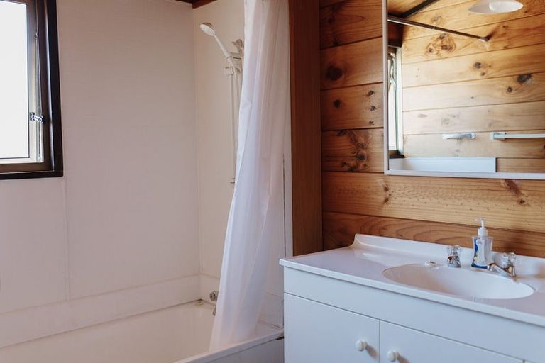 Photo of property in 7 Kanawa Street, Waikanae, 5036