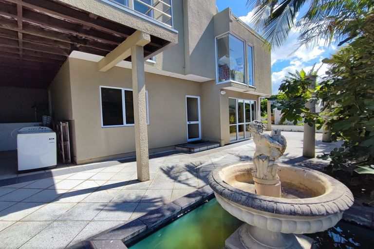 Photo of property in 59 Beach Road, Castor Bay, Auckland, 0620