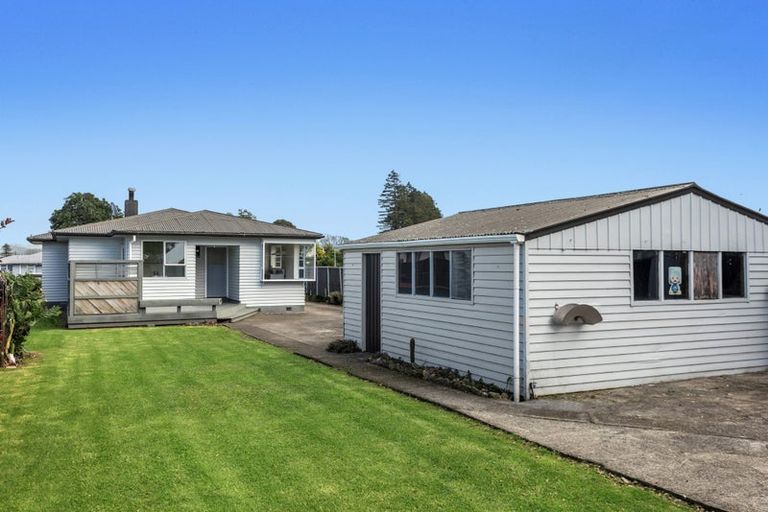 Photo of property in 41 College Road, Edgecumbe, 3120