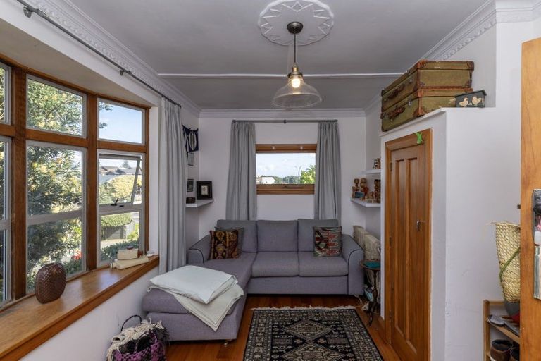 Photo of property in 5 Golf Road, Paraparaumu Beach, Paraparaumu, 5032