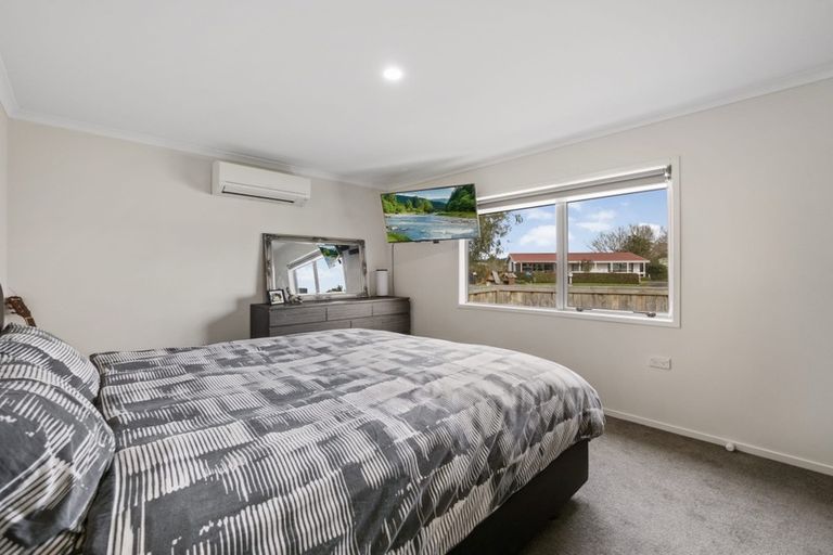 Photo of property in 4 Nettlingham Place, Te Puke, 3119