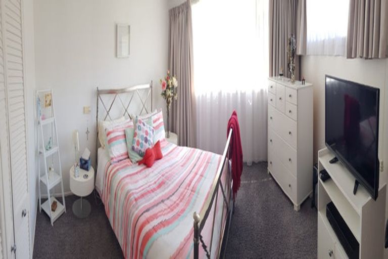Photo of property in 10 Kukupa Grove, Heretaunga, Upper Hutt, 5018