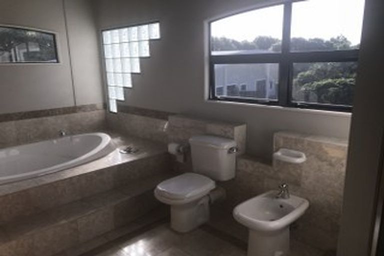 Photo of property in 67 Harrowfield Drive, Harrowfield, Hamilton, 3210
