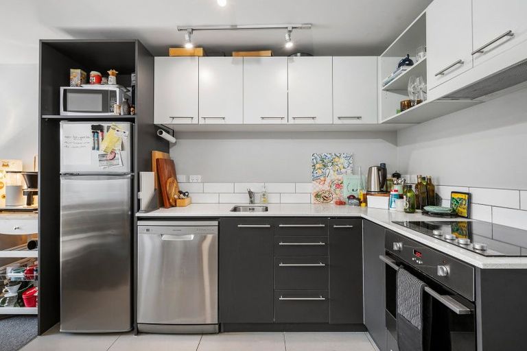 Photo of property in Detroit Apartments, 306/181u Tasman Street, Mount Cook, Wellington, 6021