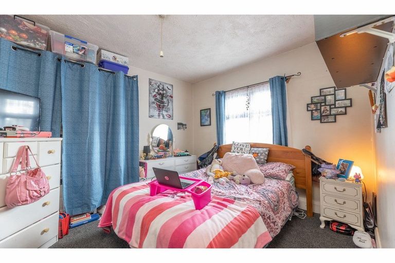 Photo of property in 53 Marshall Street, Woolston, Christchurch, 8023