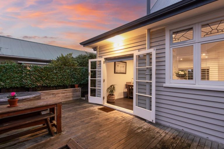 Photo of property in 1/53 Aorangi Road, Bryndwr, Christchurch, 8053