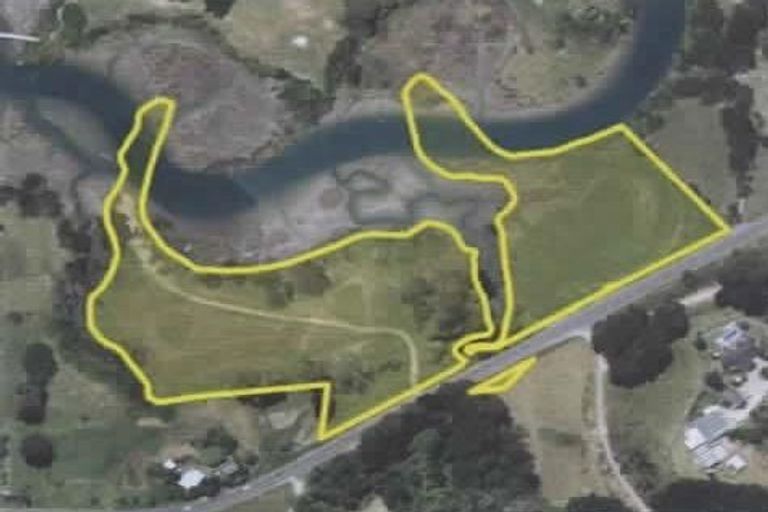 Photo of property in Russell Road, Oakura, Hikurangi, 0184