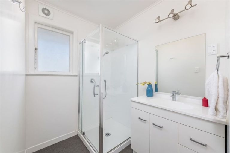 Photo of property in 634 Te Atatu Road, Te Atatu Peninsula, Auckland, 0610