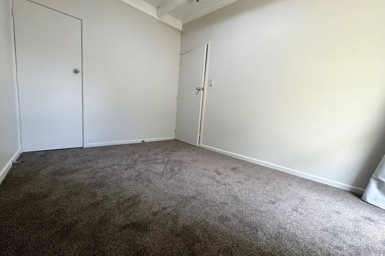 Photo of property in 4/17 Glengarry Road, Glen Eden, Auckland, 0602