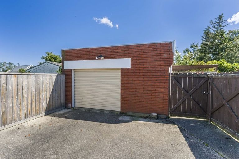 Photo of property in 14 Queen Street, Milton, 9220