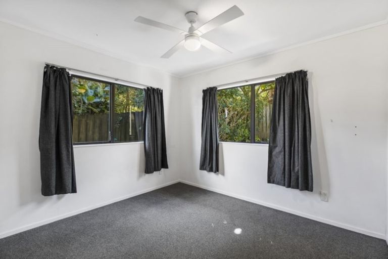 Photo of property in 52 Ferry Road, Arkles Bay, Whangaparaoa, 0932