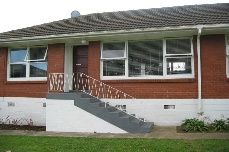 Photo of property in 4112/110 East Coast Road, Forrest Hill, Auckland, 0620