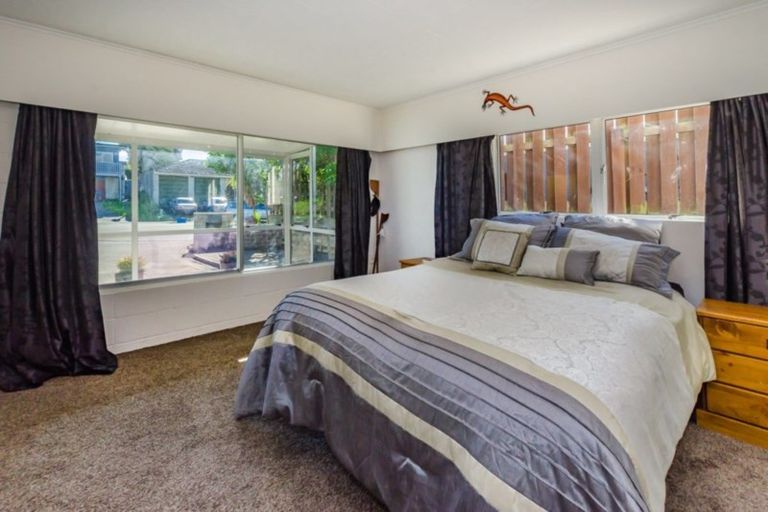 Photo of property in 53 Teoti Street, Paraparaumu Beach, Paraparaumu, 5032