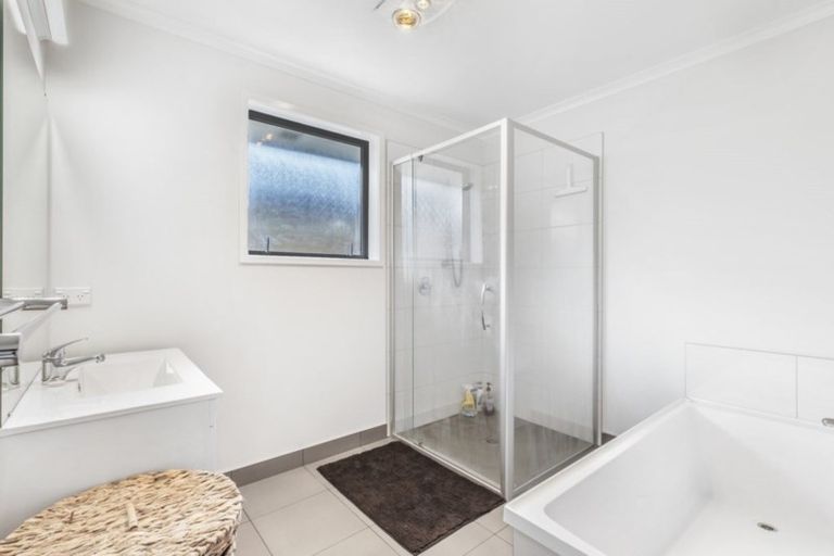 Photo of property in 22 Makatiti Street, Pukekohe, 2120
