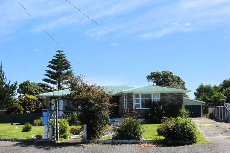 Photo of property in 124 Orowaiti Road, Westport, 7825