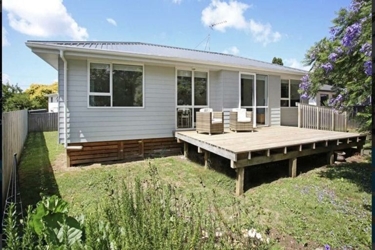 Photo of property in 8a Birdwood Road, Pukekohe, 2120