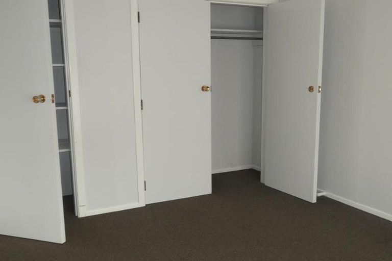 Photo of property in 11a Oswald Crescent, Paparangi, Wellington, 6037