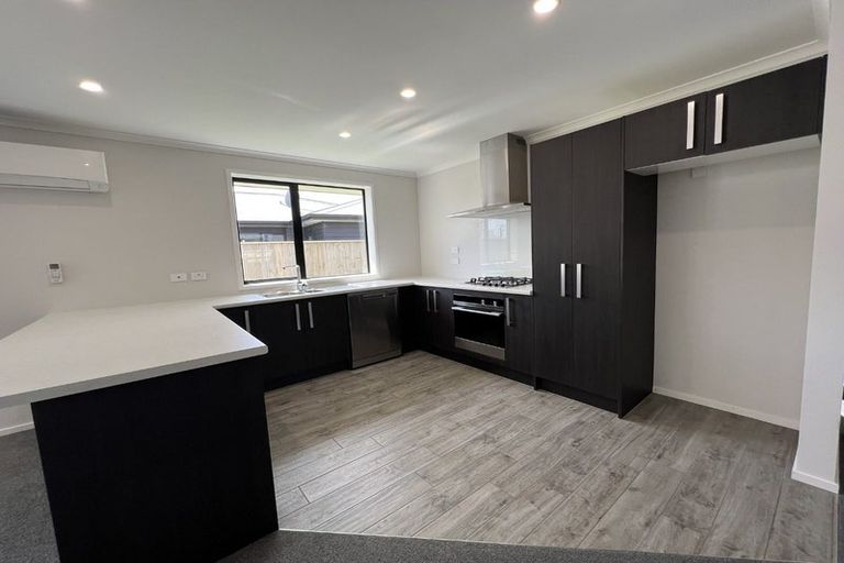 Photo of property in 16 Oldfield Lane, Marton, 4710