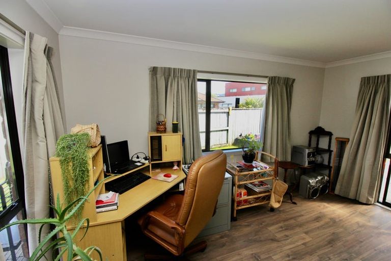 Photo of property in 52 Kupe Drive, Whitianga, 3510