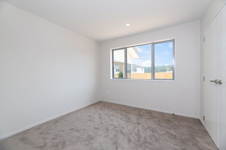 Photo of property in 5 Piccolo Court, Kumeu, 0810