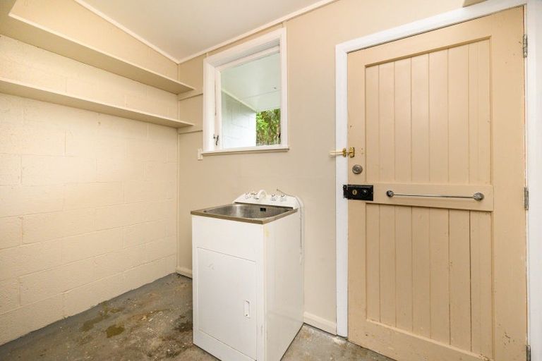 Photo of property in 26 Farnham Avenue, Highbury, Palmerston North, 4412