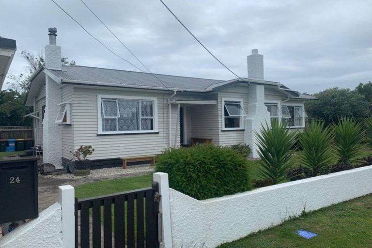 Photo of property in 24 Morrissey Street, Hawera, 4610