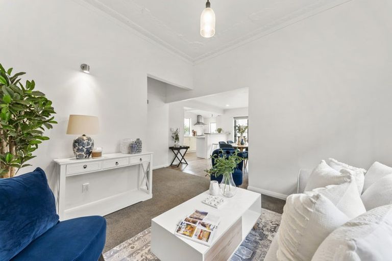 Photo of property in 7 Derby Street, Mount Victoria, Wellington, 6011